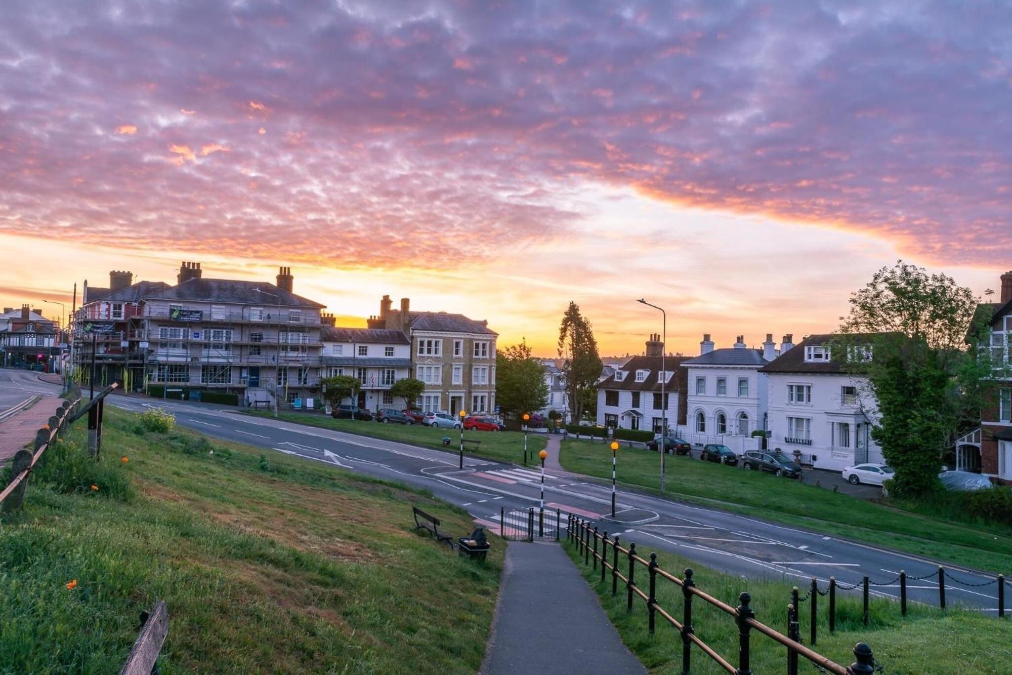 The Old Office Daire Royal Tunbridge Wells Dış mekan fotoğraf